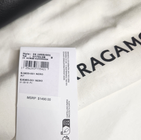 Ferragamo Star-shaped crossbody bag pouch - Picture 12 of 14